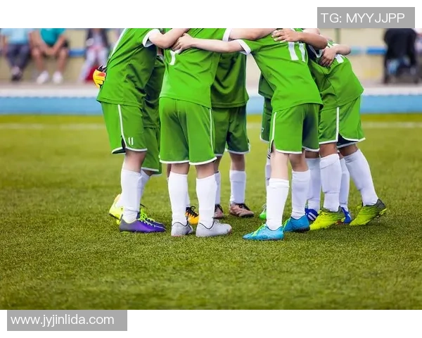 足球篮球运动员尿检的必要性与实施细则探讨